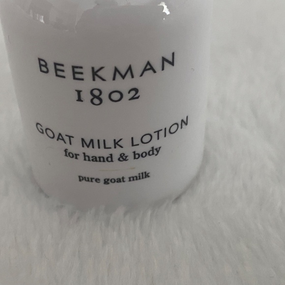 🎉 5 for $25 🎉 Beekman 1802 Pure Goat Milk Lotion for Hand & Body Travel Size - Picture 5 of 6